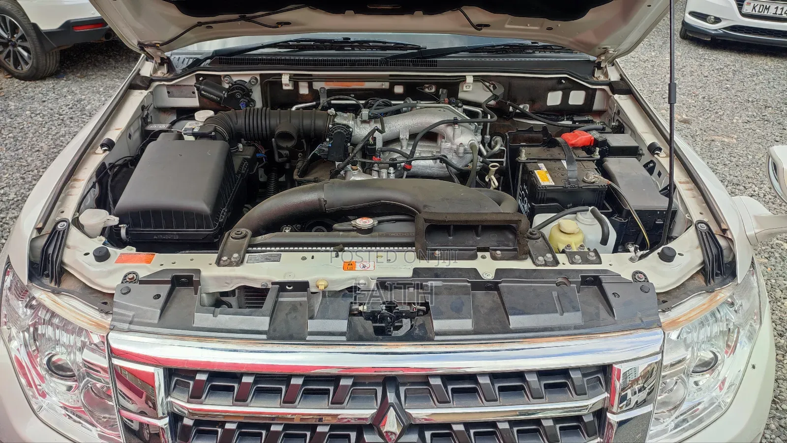 Mitsubishi Pajero V90 3.0 V6 GL 2018 Off white