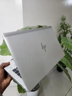 Laptop HP EliteBook 830 G7 16GB Intel Core I7 SSD 256GB