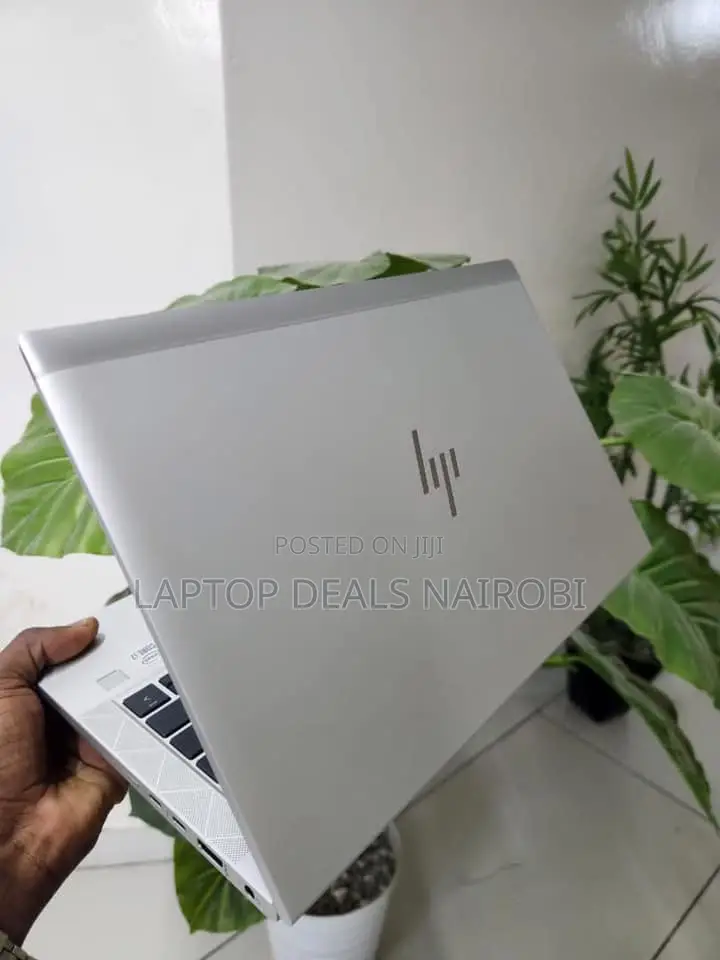 Laptop HP EliteBook 830 G7 16GB Intel Core I7 SSD 256GB