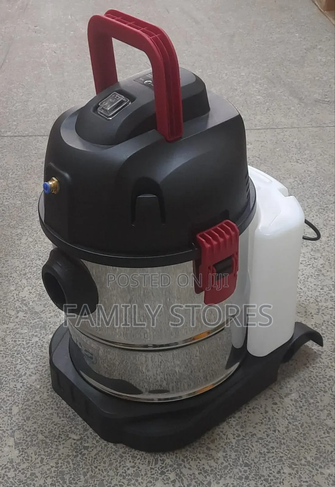 Wet/Dry Vacuum Cleaner
