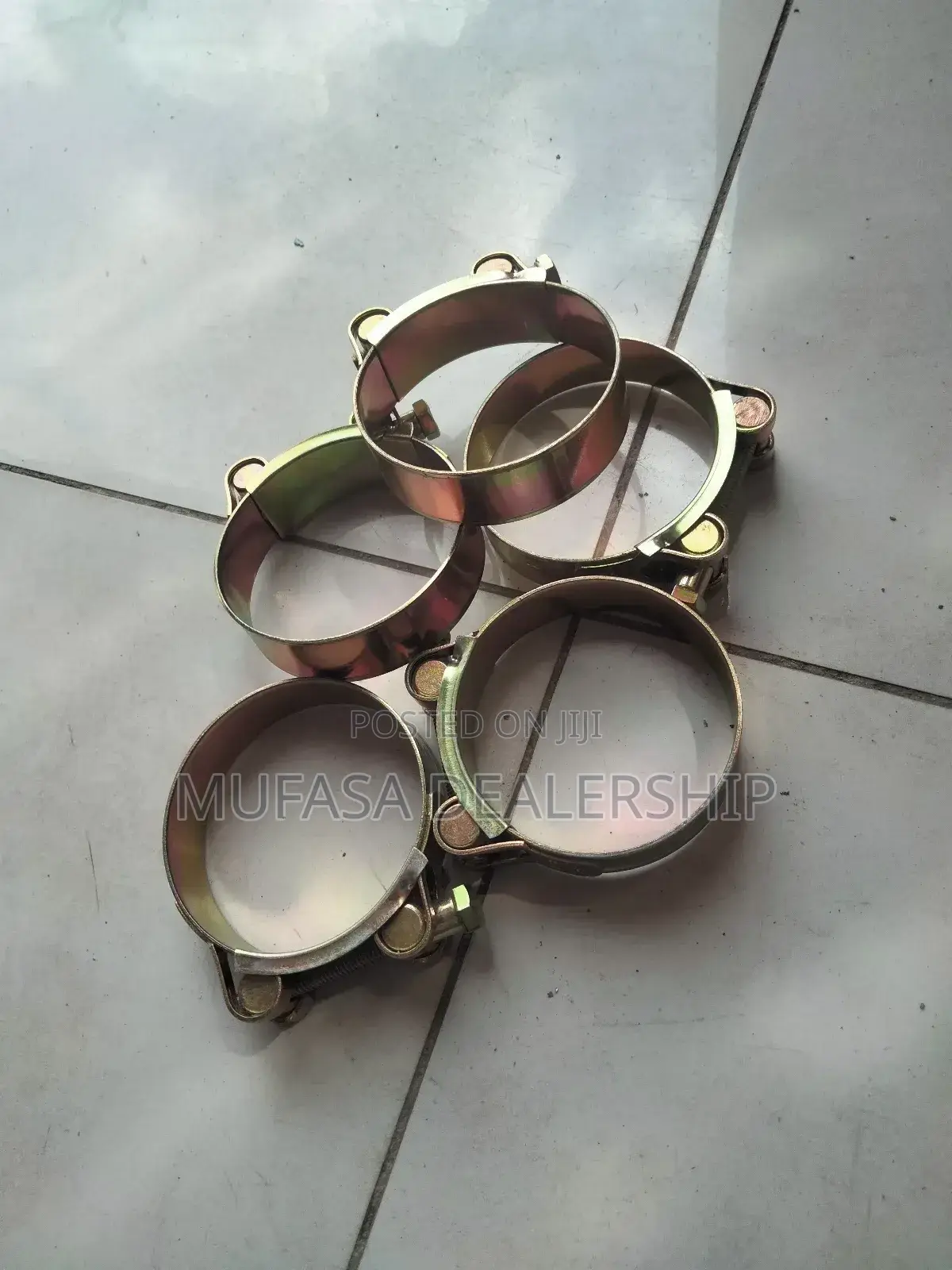 Adjustable Water Clips