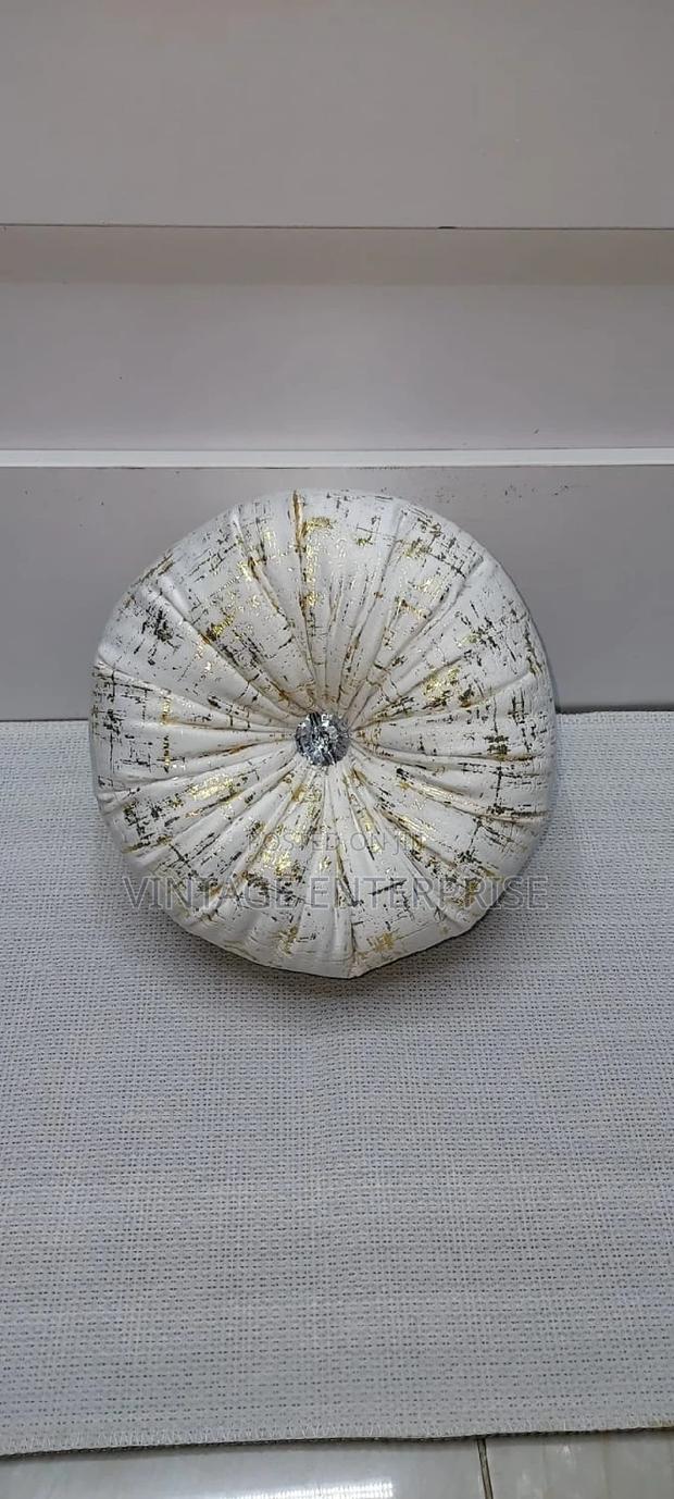Round Decorative Pillows