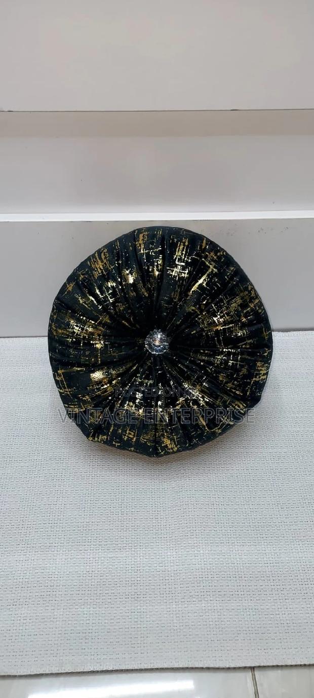 Round Decorative Pillows - thumbnail 2
