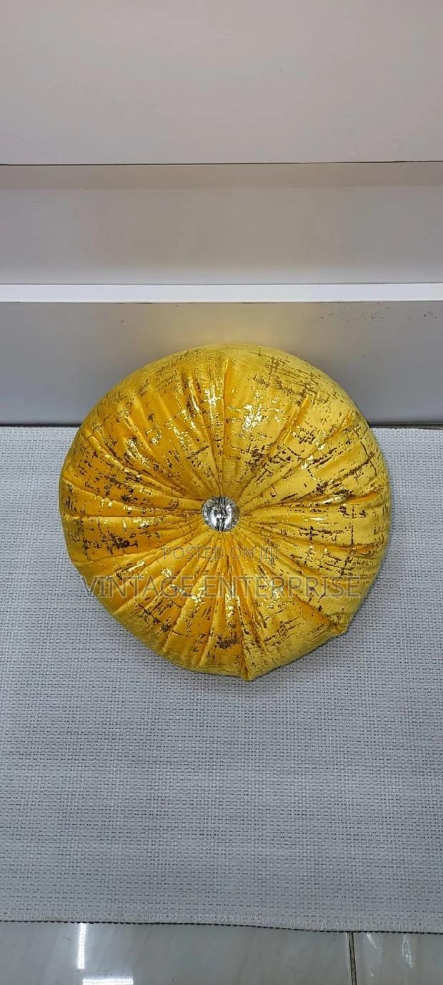 Round Decorative Pillows - thumbnail 4