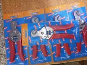 Plastic Ear Tag Remover Cattle Sheep Tag Cutting Plier Pig