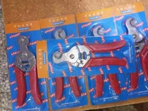 Plastic Ear Tag Remover Cattle Sheep Tag Cutting Plier Pig - thumbnail 3