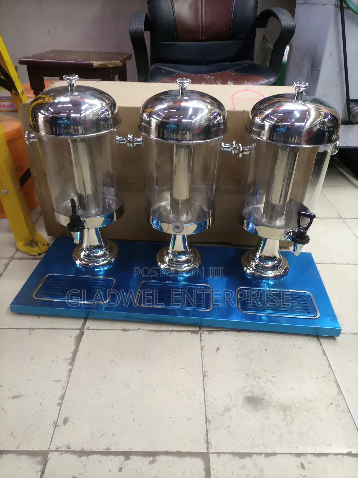 Manual Dispenser 3 Collum