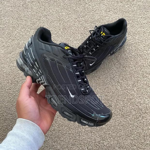 *Nike Air Max Plus TN 3 Black*
Size 39___________45.
