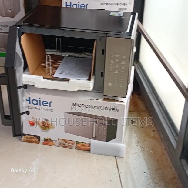 Commercial Use 28l Haier Microwave With Grill - main view
