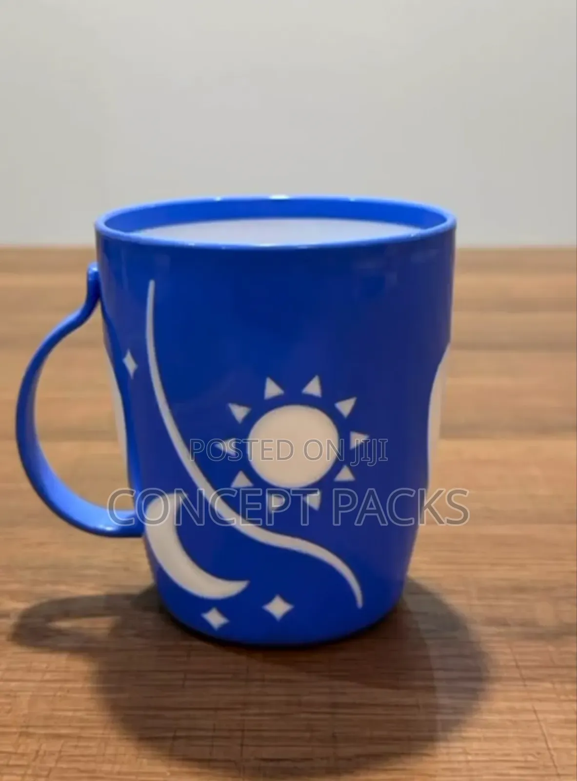 120pcs Sun and Moon Plastic Mug.