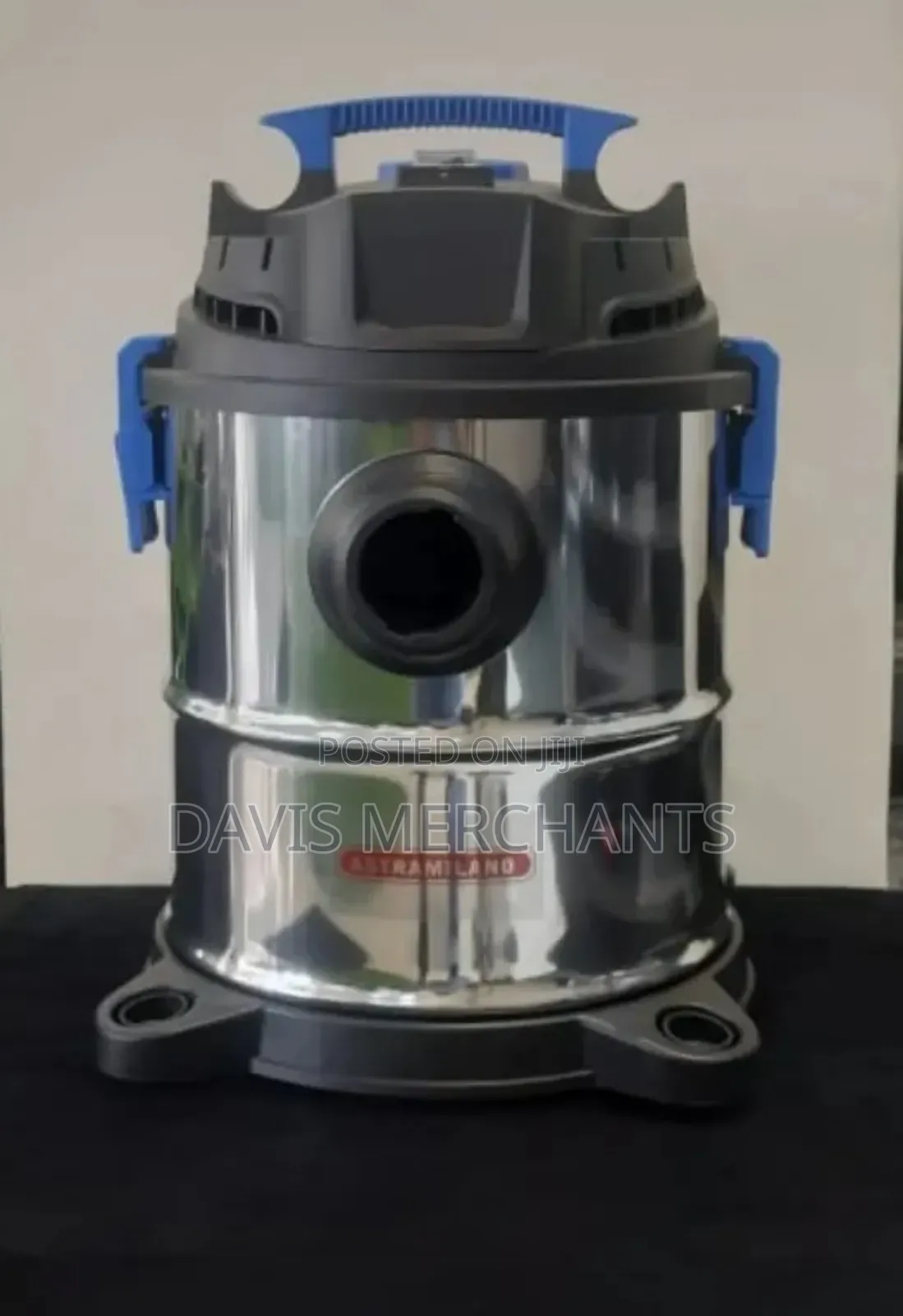 20L Astramilano Vacuum Cleaner
