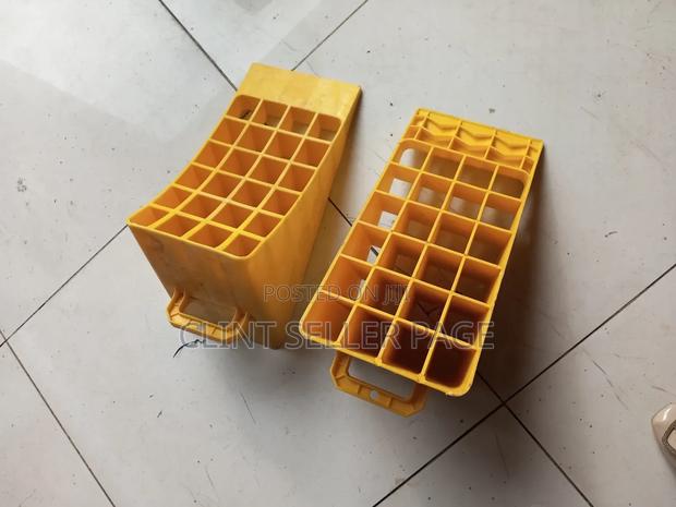 Plastic Wheels Stopper