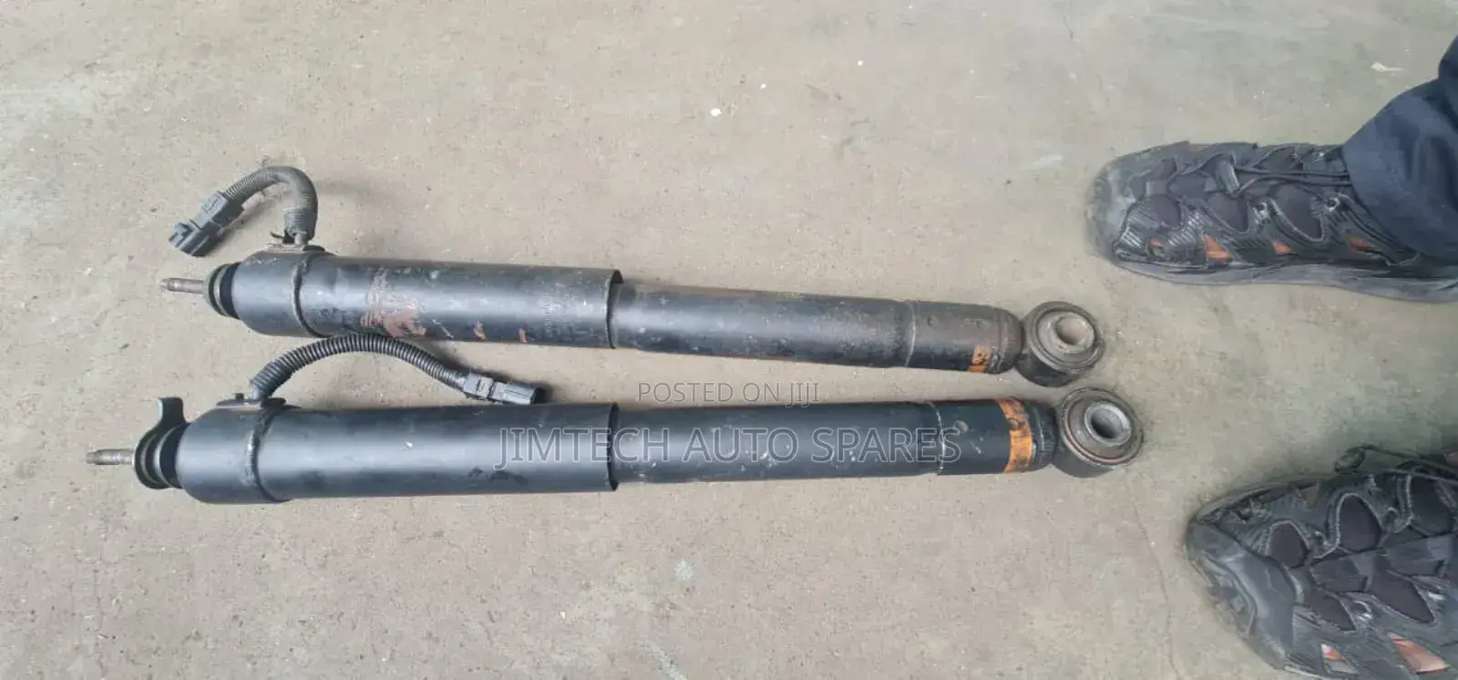 Toyota Land Cruise Prado 150 Rear Sensor Shocks