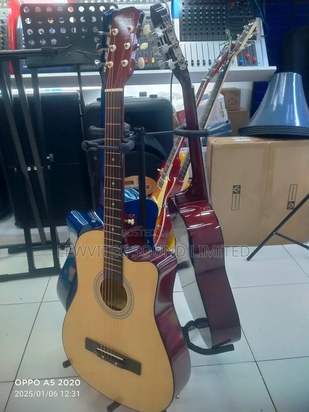 Tripod Guitar Stands