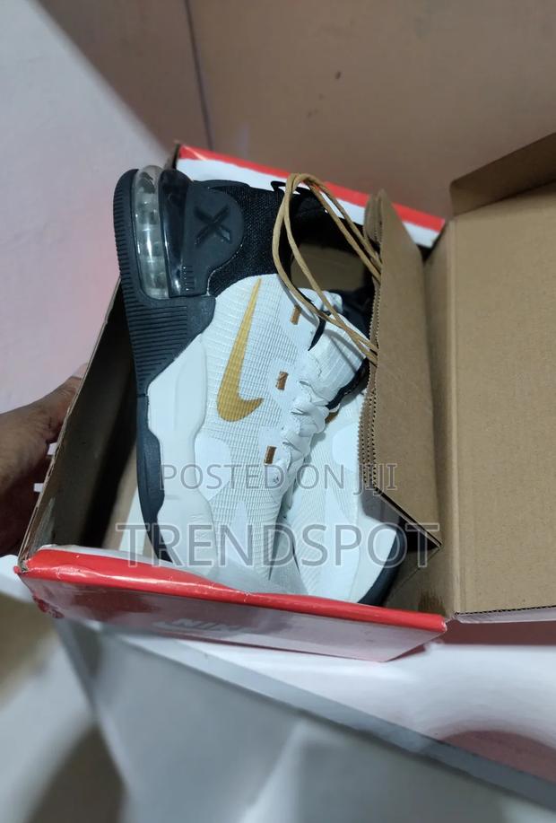 Nike Airmax Alpha.Size 40__________44.Price *Ksh3800* - main view