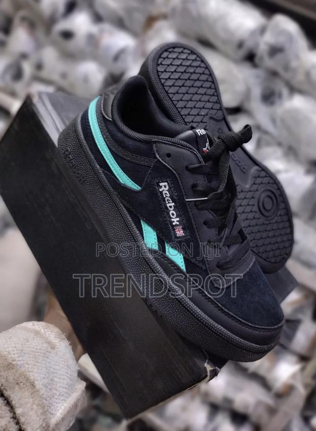 Reebok 
Price *Ksh3500* - thumbnail 2