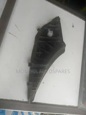Windscreen Finisher/Condom Toyota Fielder Sura Mbaya