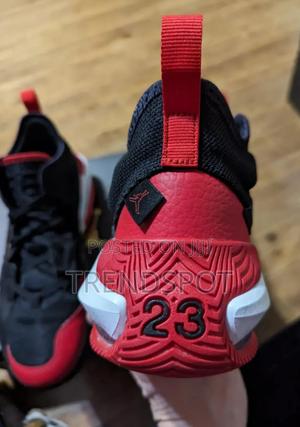 *Jordan Stay Loyal* Size 40___________44.Price *Ksh3500* - thumbnail 2
