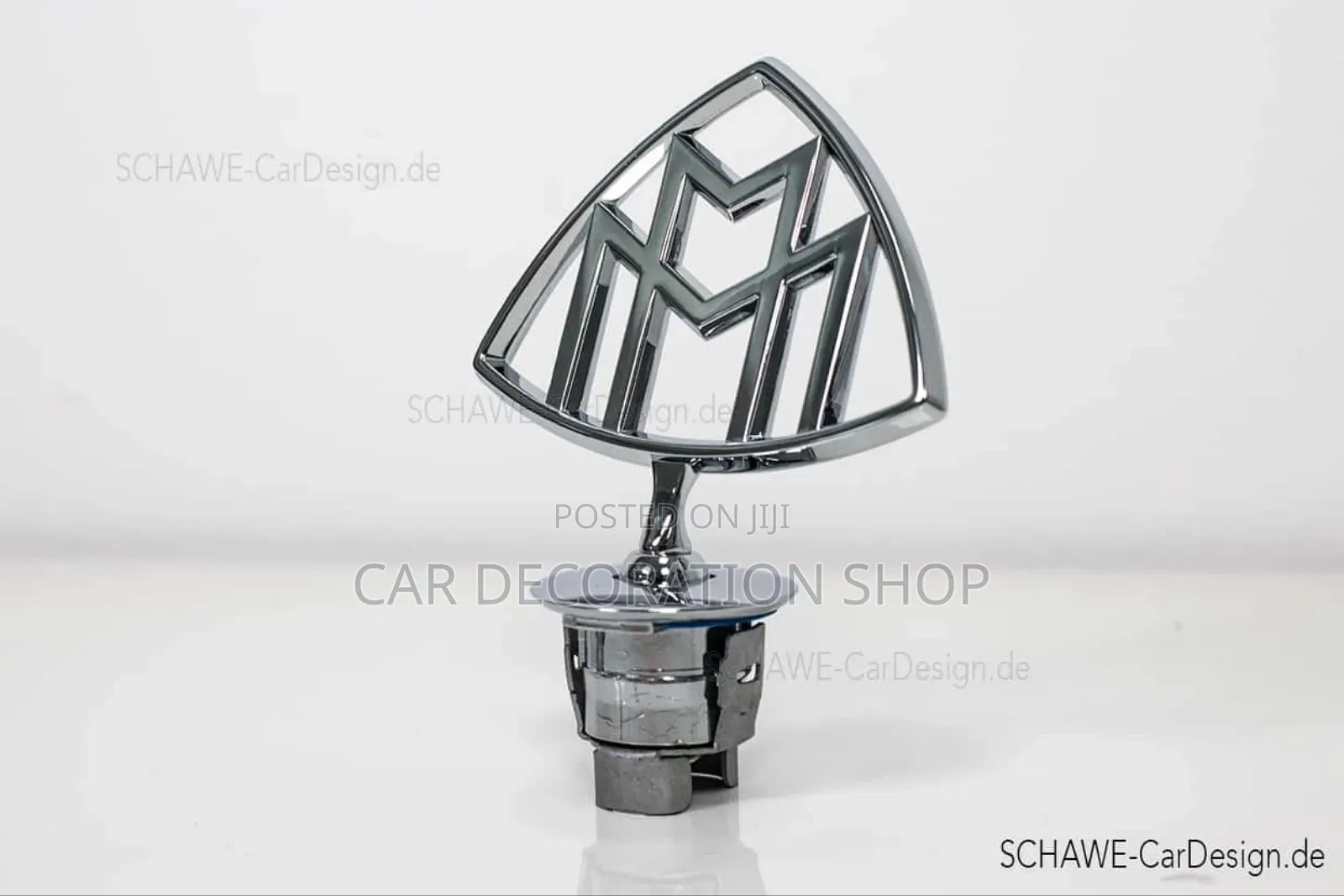 Maybach Bonnet Stand Logo