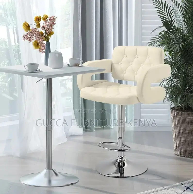 Home Chairs: Black Breakfast Bar Chair for Bistro