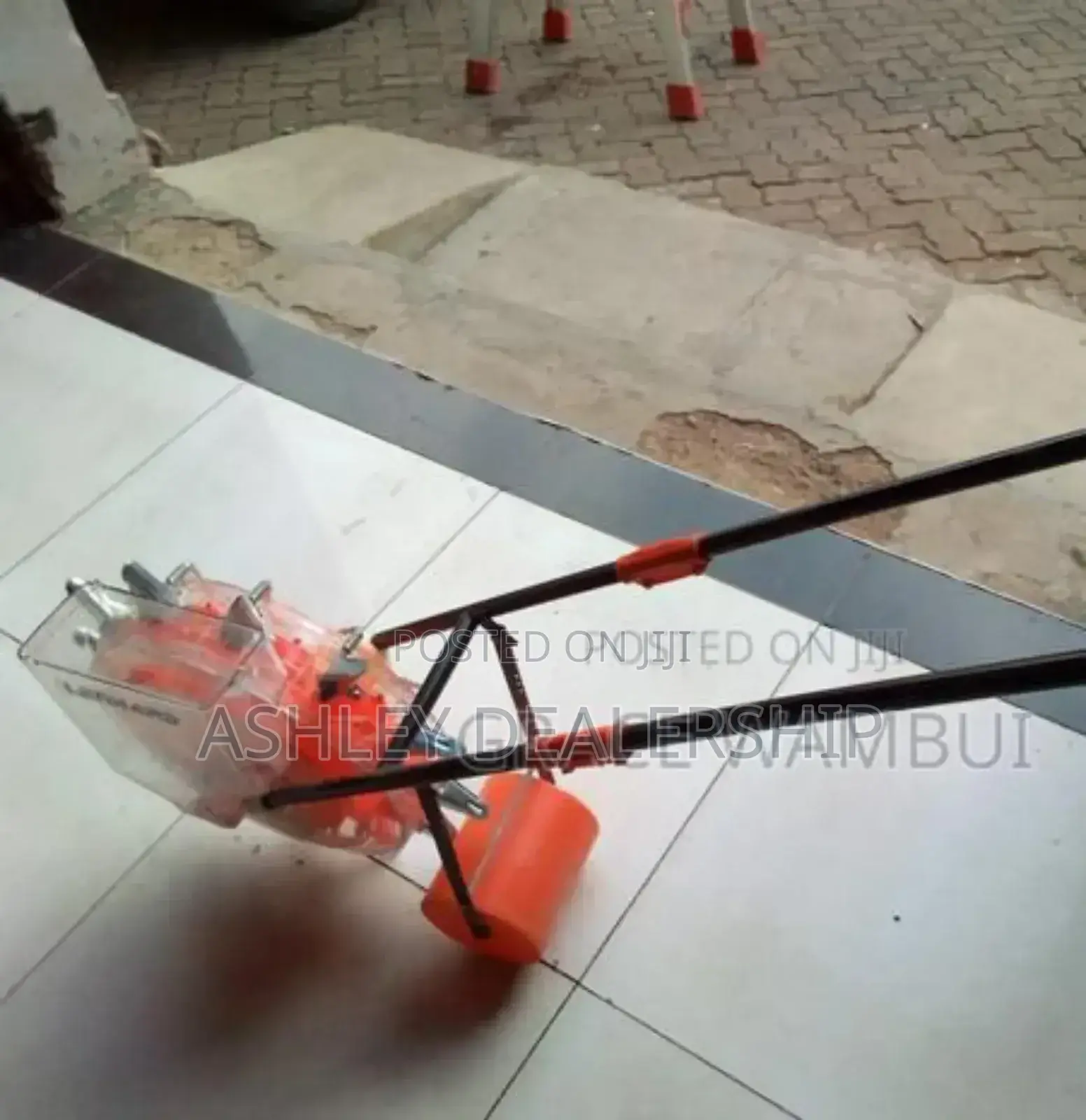 Hand Push Roller (Seed Planter)