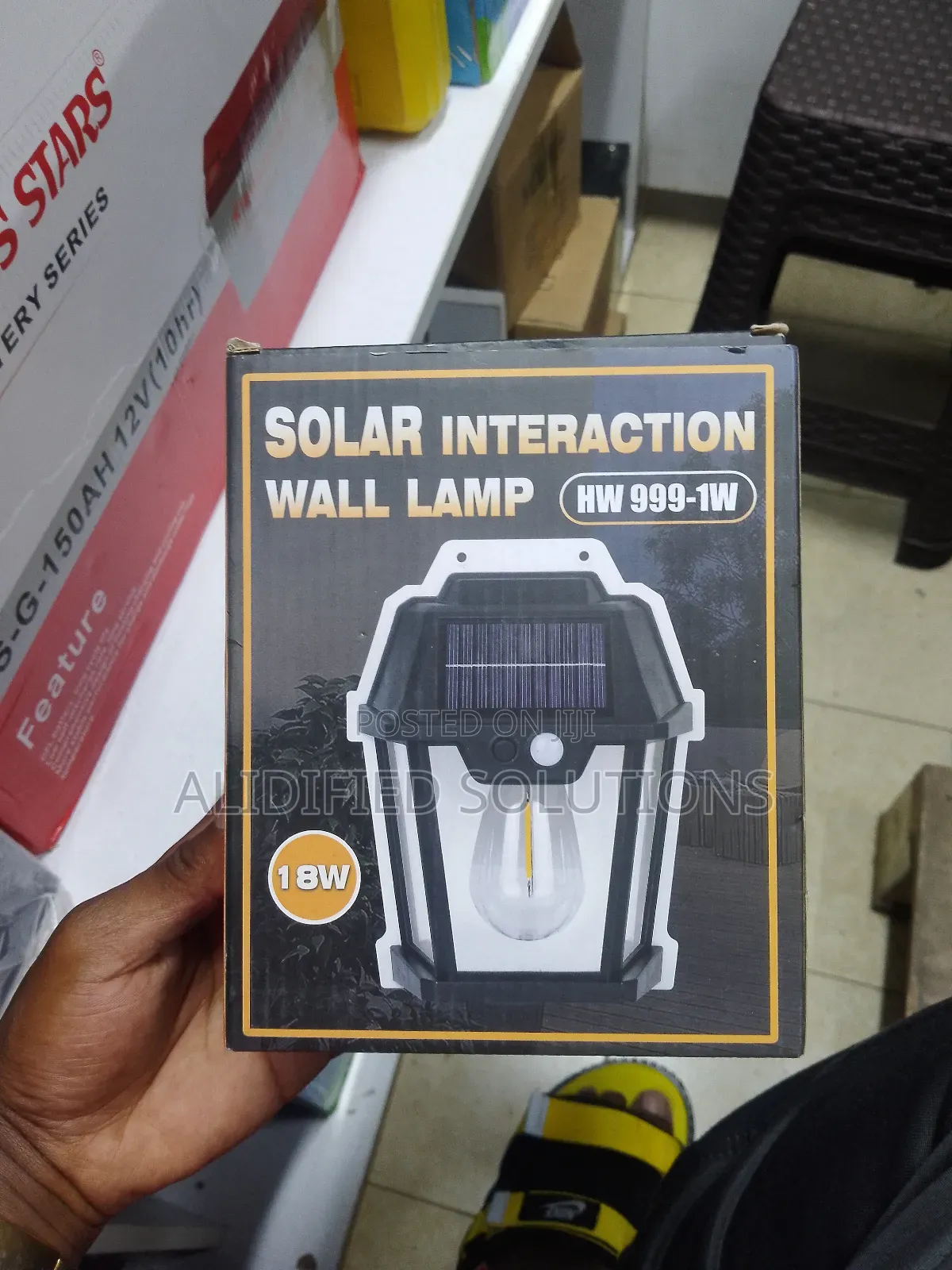 Solar Interaction Wall Lamp
