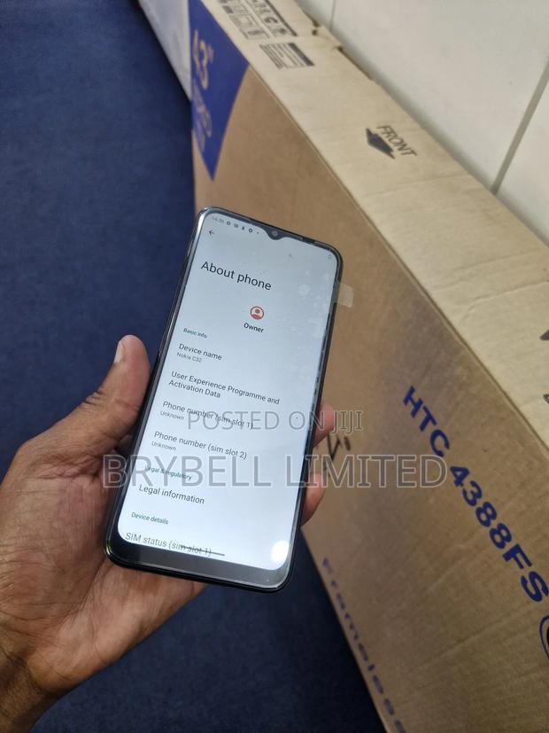 New Nokia C32 128 GB Black - main view