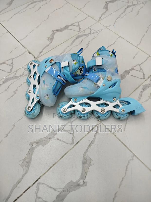 Rubber Wheels Skating Shoes / Kids Skates