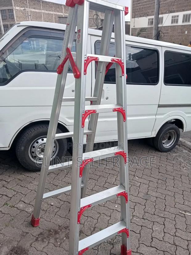 Double Sided Aluminum Ladder - thumbnail 3