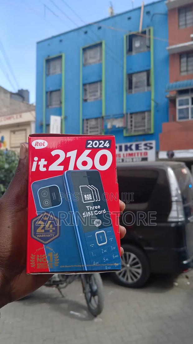 Itel 2160 Button Phone 3 Sim Card Slot Flashlight FM Radio - thumbnail 2