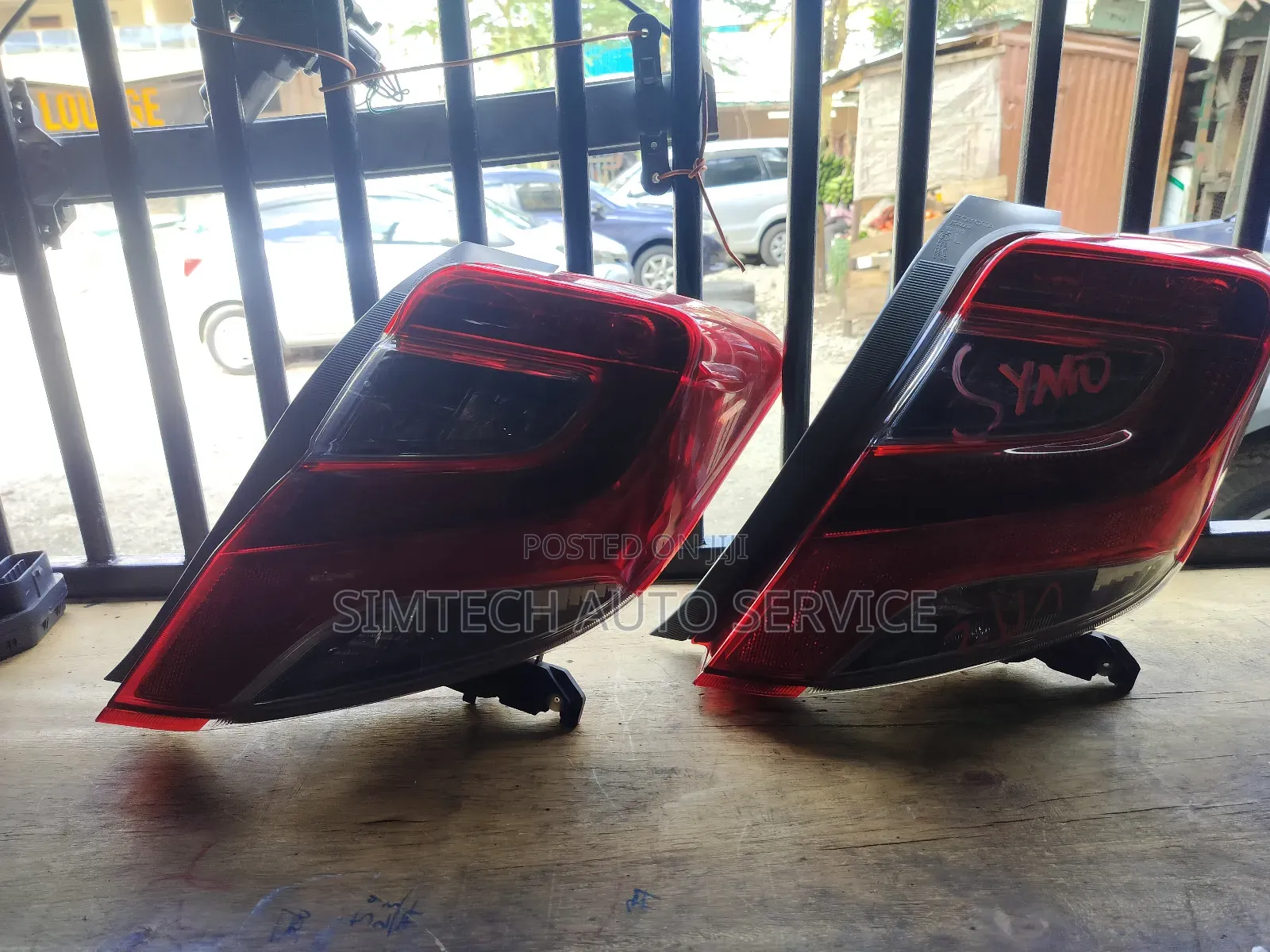 Toyota Vitz Taillight KOITO 52-273