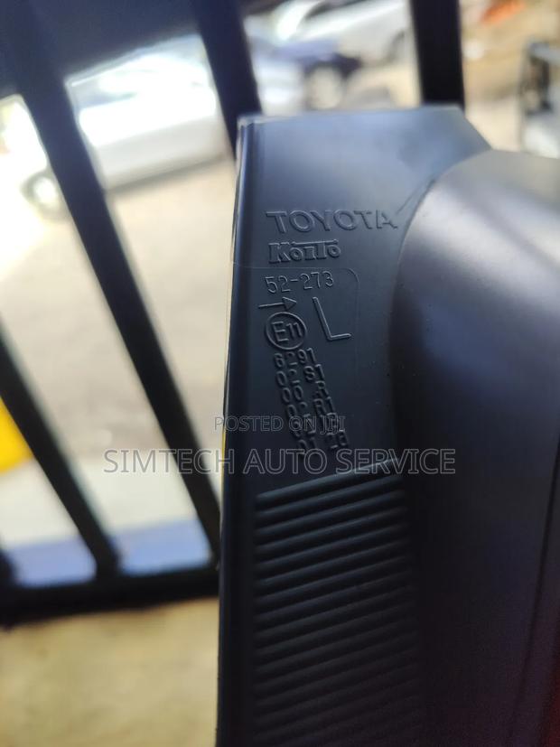 Toyota Vitz Taillight KOITO 52-273 - thumbnail 2