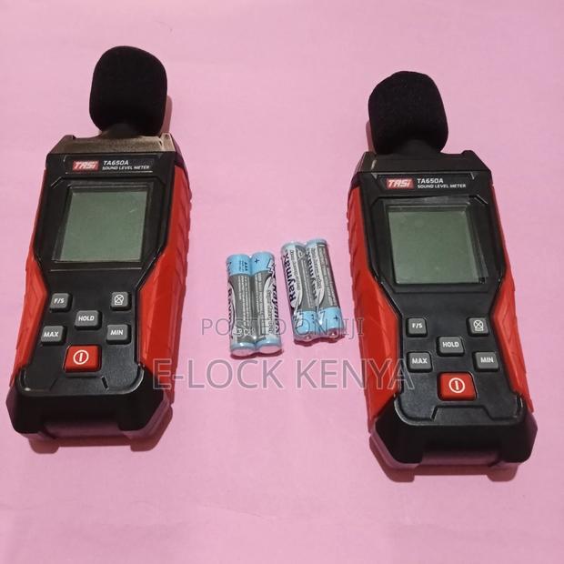 Sound Level Meter With Data Holding Capabilities - main view