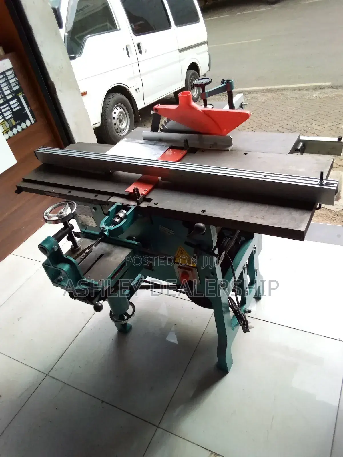 Universal Woodworking Machine