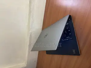 New Laptop Dell XPS 13 8GB Intel Core i5 SSD 256GB