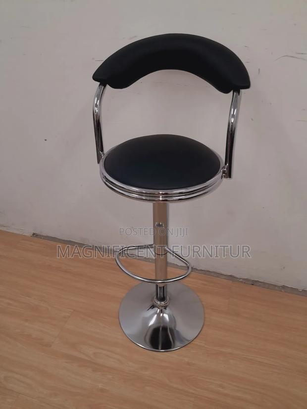 Counter Chairs 001 - main view