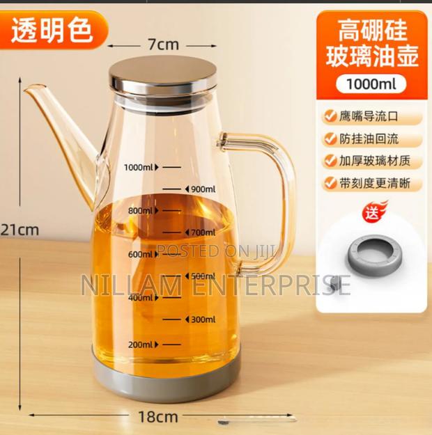 High Borosilicate Glass Oil Bottle With Silicone Base