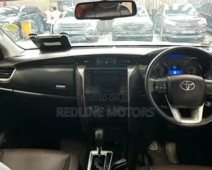Toyota Fortuner 2.4 D RWD 2018 Gold