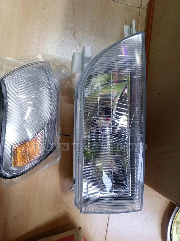 Headlamp and Corner Lamp Toyota Corolla 100