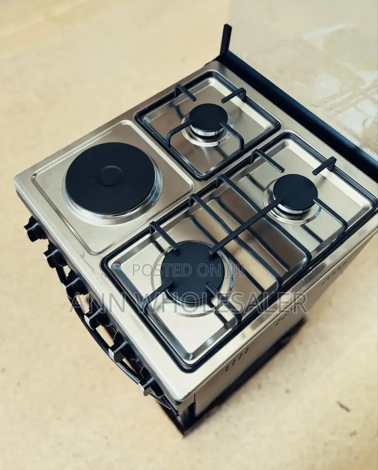 3 + 1 Standing Cooker . .,.