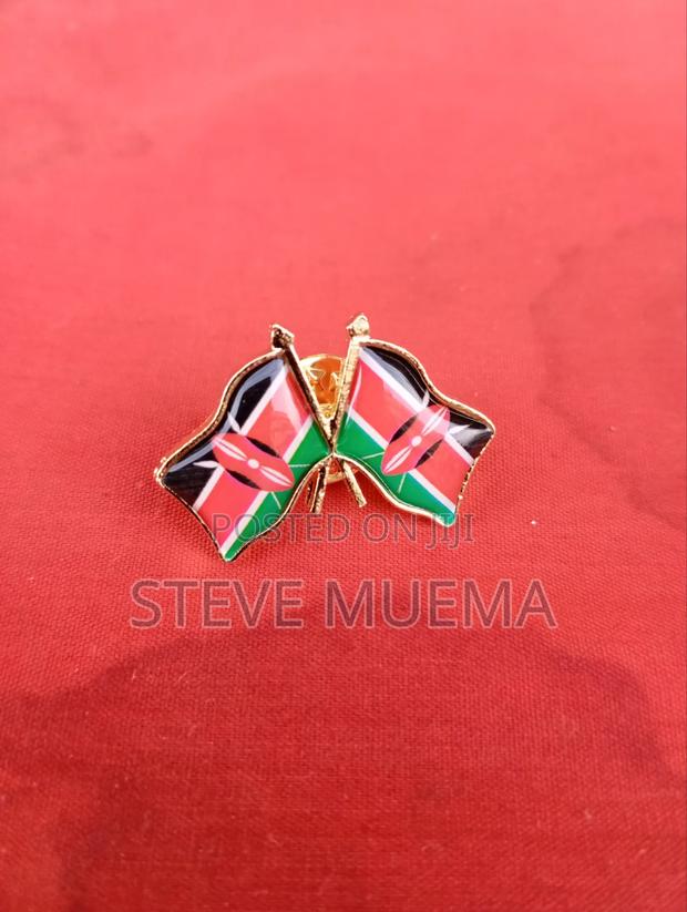 Double Kenya Flag Lapel,