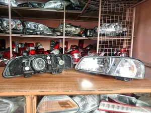 Ex-japan Nissan B15 Front Lights