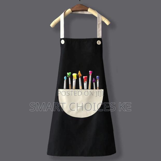 Kids Waterproof Aprons - thumbnail 4
