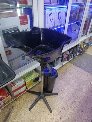 Salon Sink With Water Storage