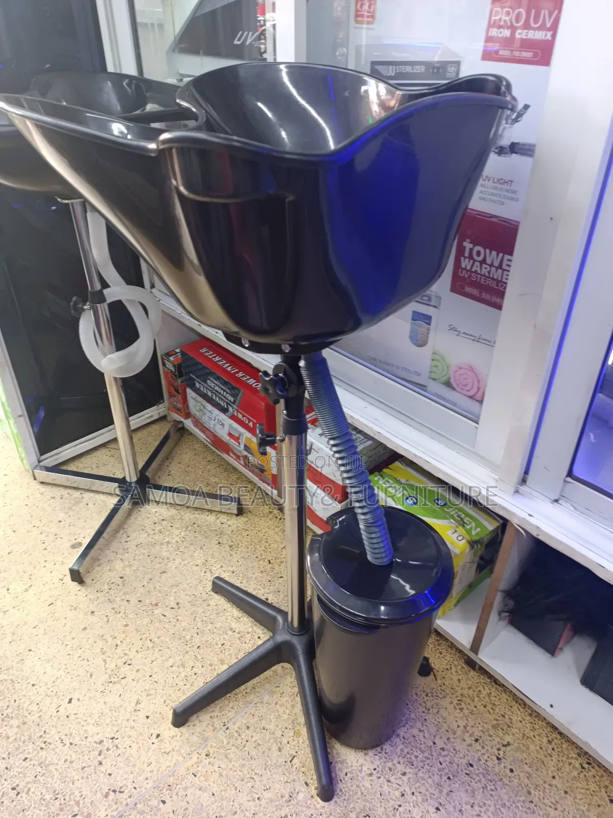 Salon Sink With Water Storage