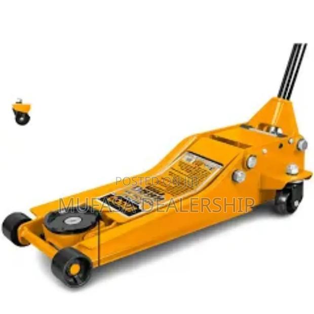 Low Profile Floor Jack - thumbnail 3