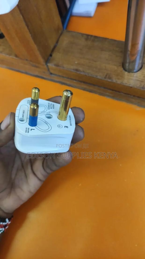Top Plug 13amps / 15amps Round Pin Top Plug Heavy Duty