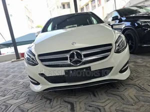 Mercedes-Benz B-Class B180 Petrol 2018 White