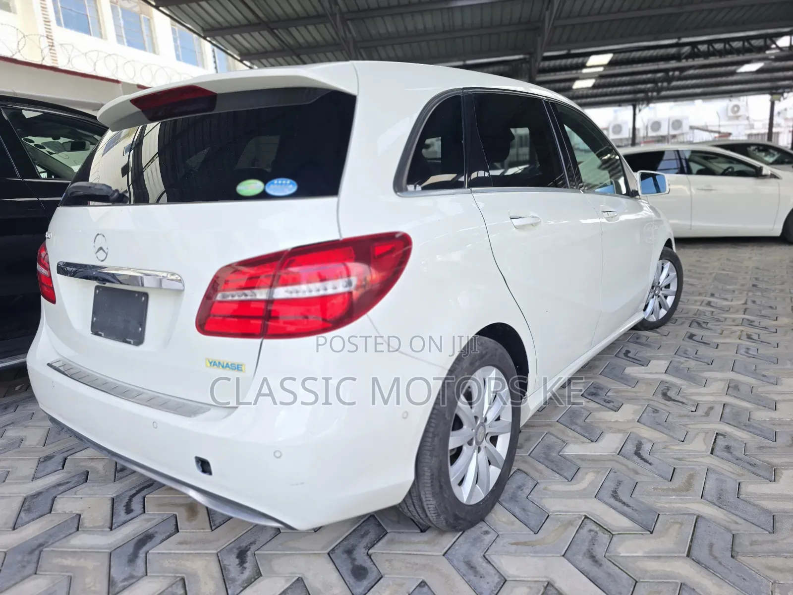 Mercedes-Benz B-Class B180 Petrol 2018 White