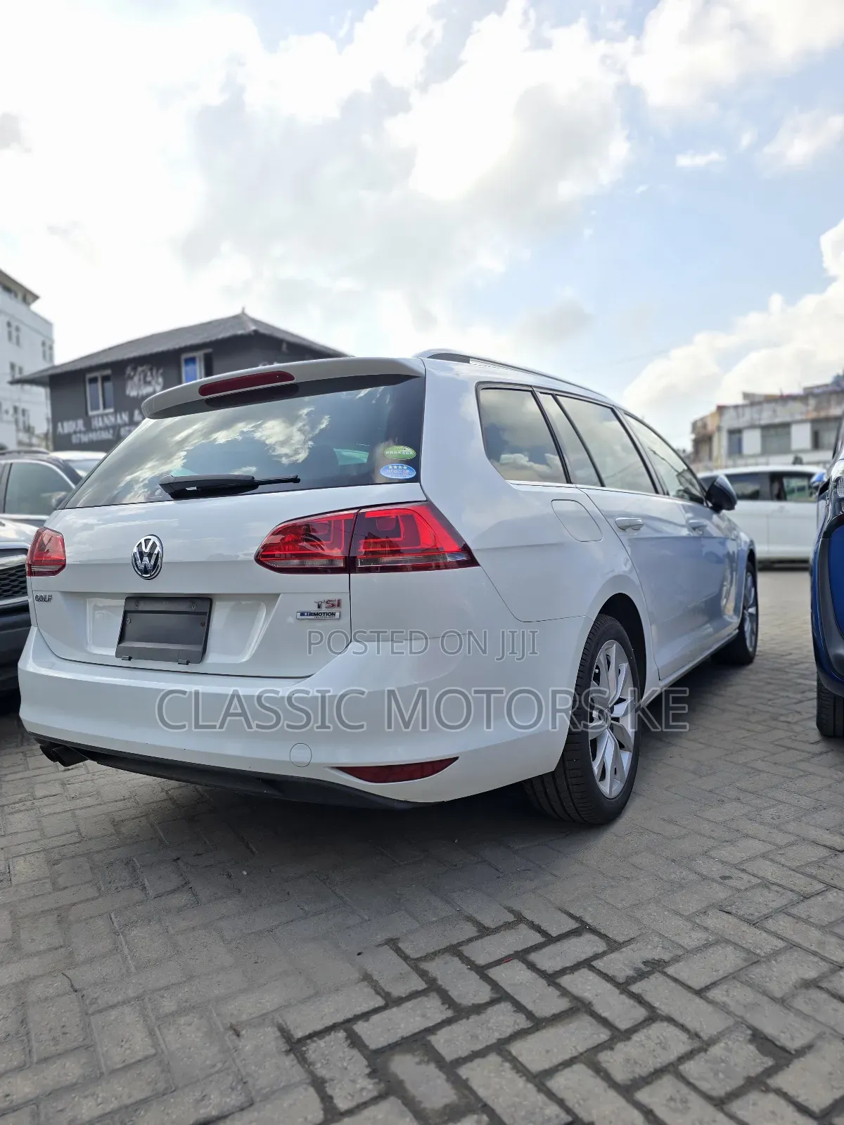 Volkswagen Golf TSI SE FWD 2018 White